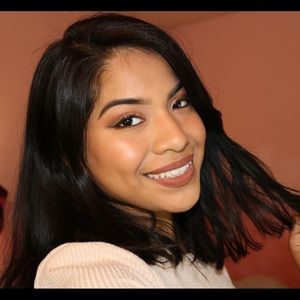 Meet your Posher, Sheila